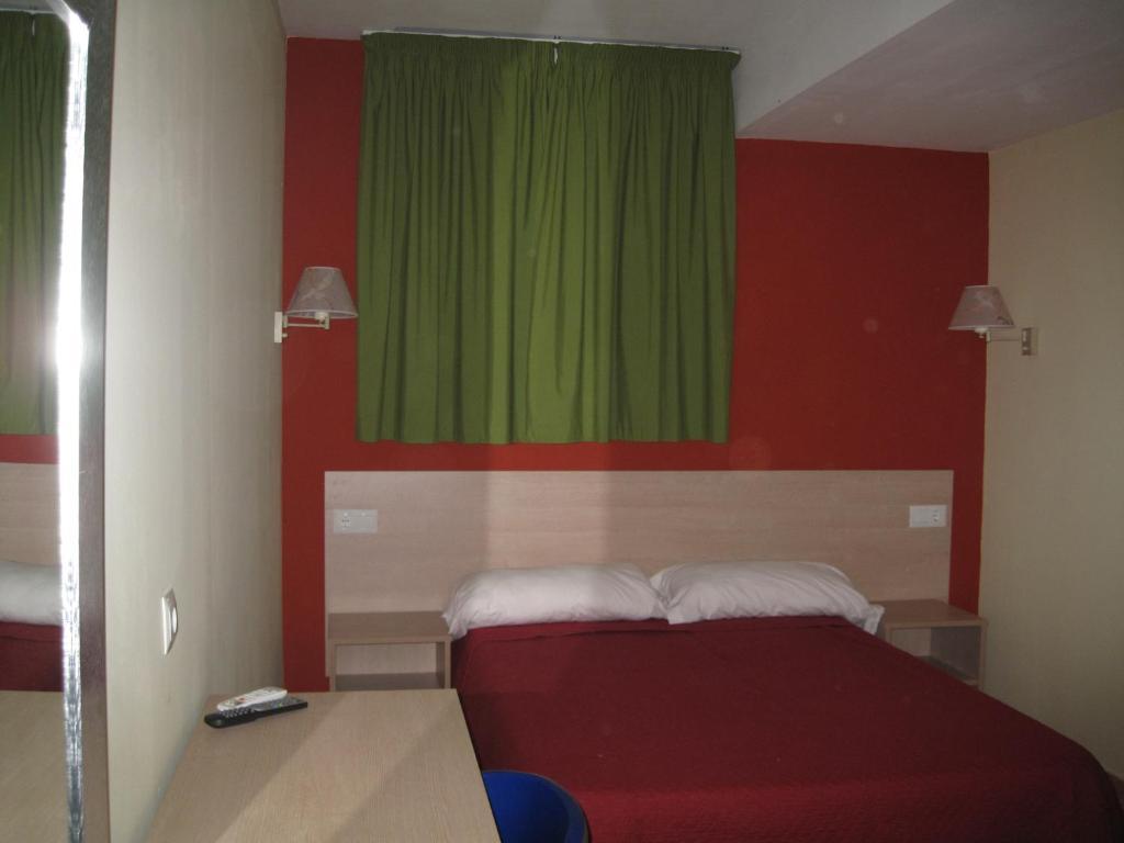 Hostal Ducal II Gandia Room photo
